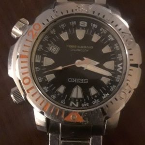 Seiko mens automatic divers watch